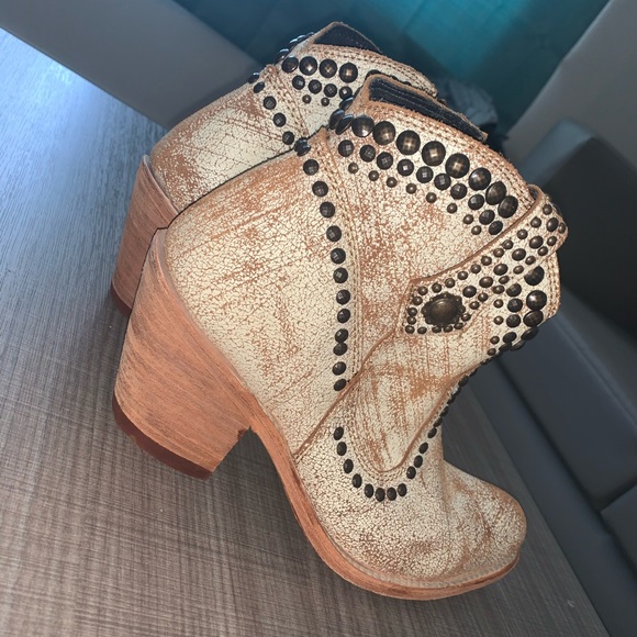 Liberty Black booties - Picture 5 of 6